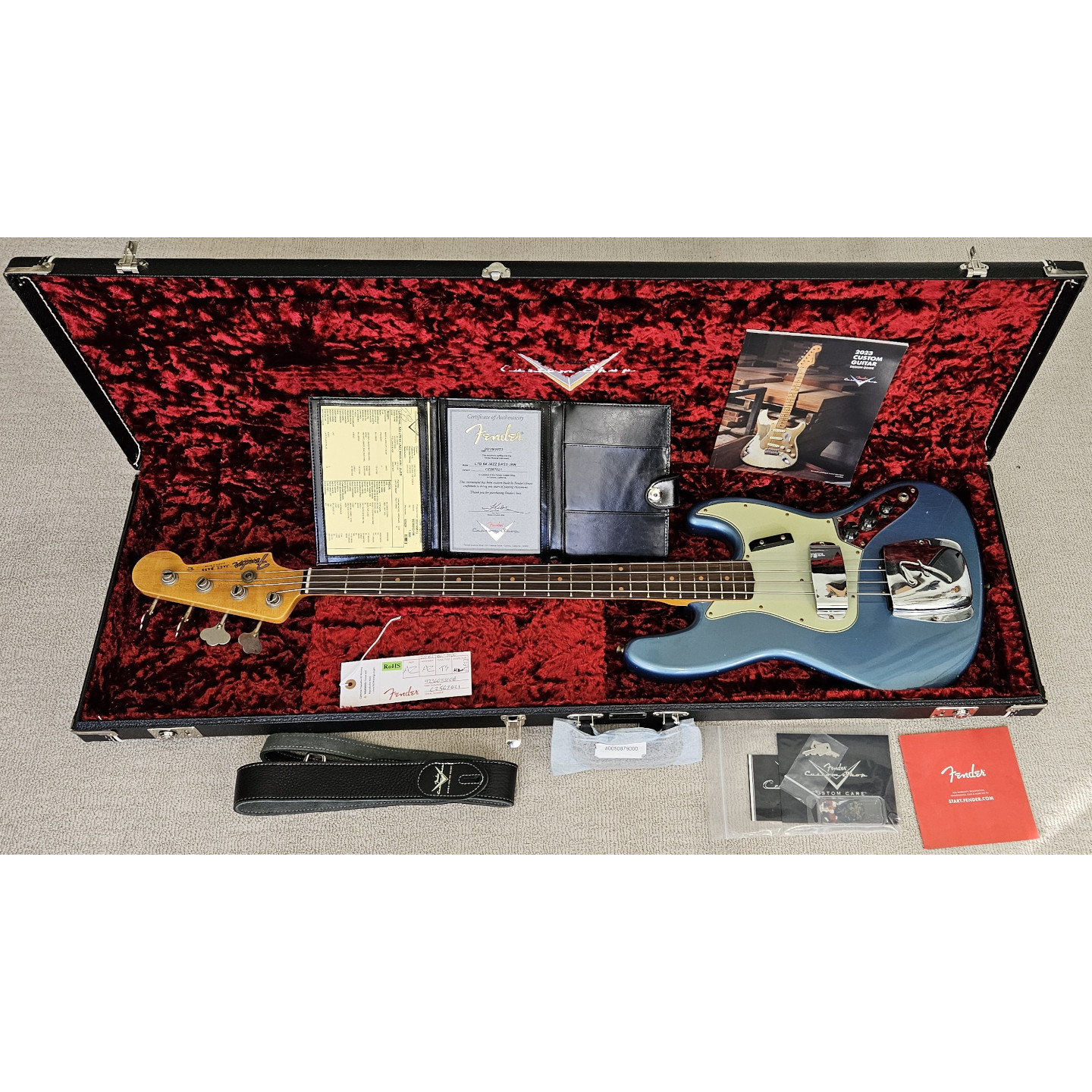 2023 Fender Custom Shop 1964 Jazz Bass Journeyman Relic - Aged Lake Placid Blue