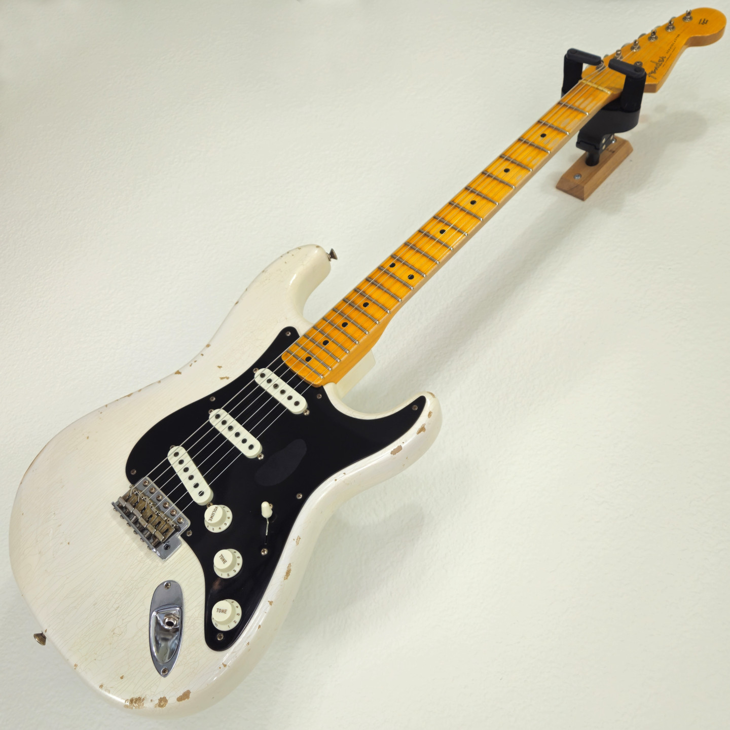 2015 Fender Custom Shop Ancho Poblano Stratocaster Relic Opaque White Electric Guitar