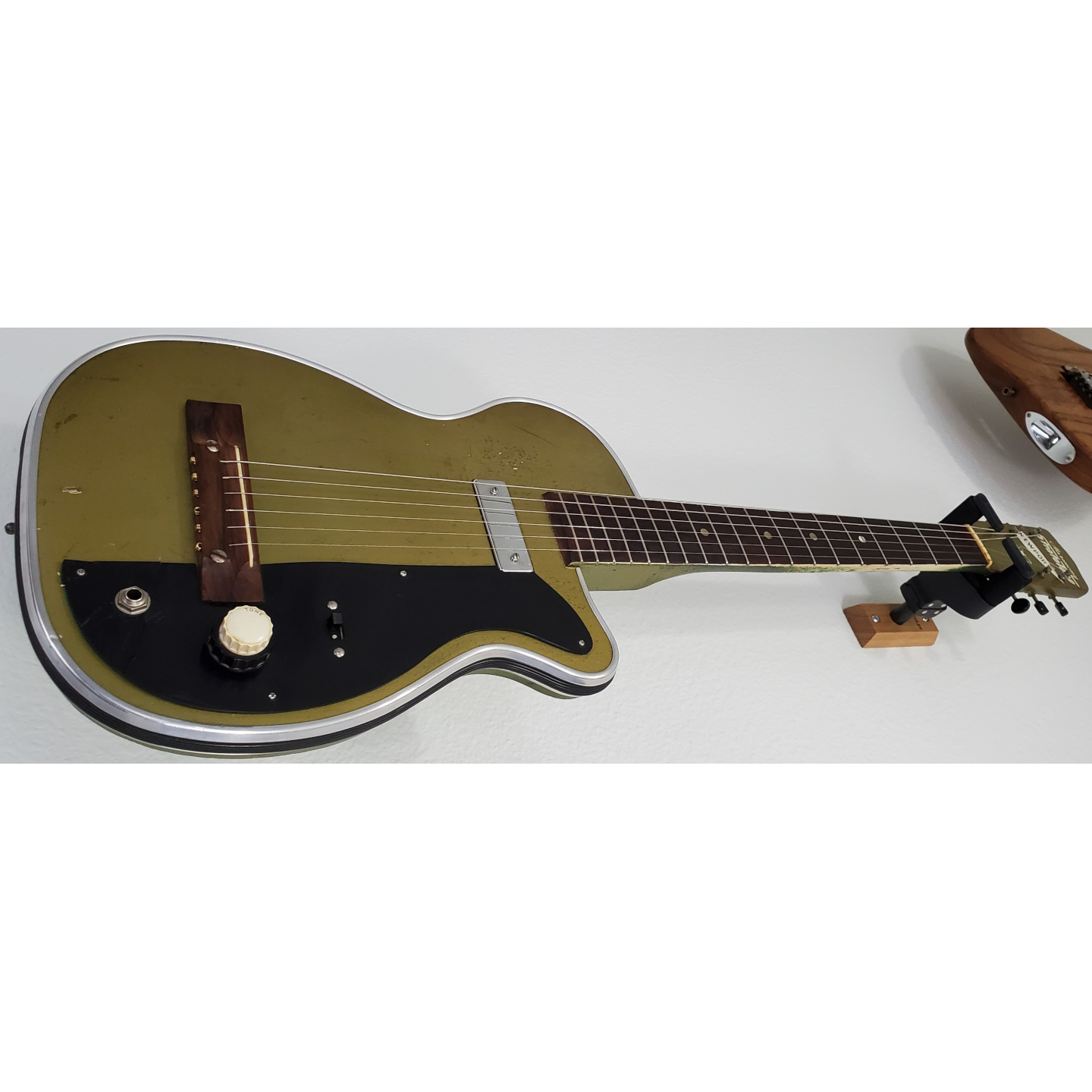 1956 Harmony H42 Stratotone Newport Colorama Metallic Green Vintage Electric Guitar