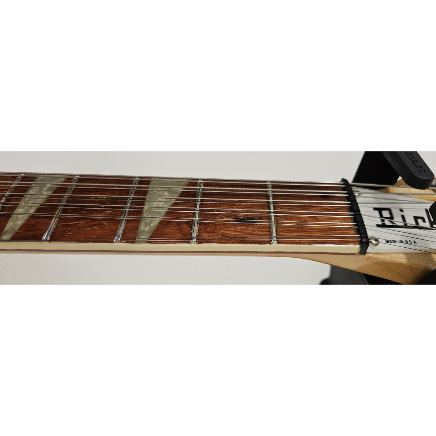 1988 Rickenbacker 370/12RM Roger Mcguinn Limited Edition Byrd 12-String Mapleglo Vintage Electric Guitar
