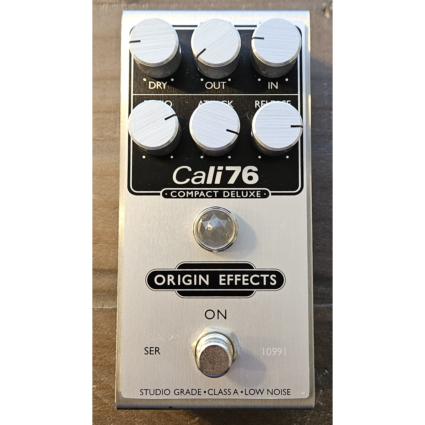 Origin Effects Cali76 Compact Deluxe Compressor Guitar Effects Pedal