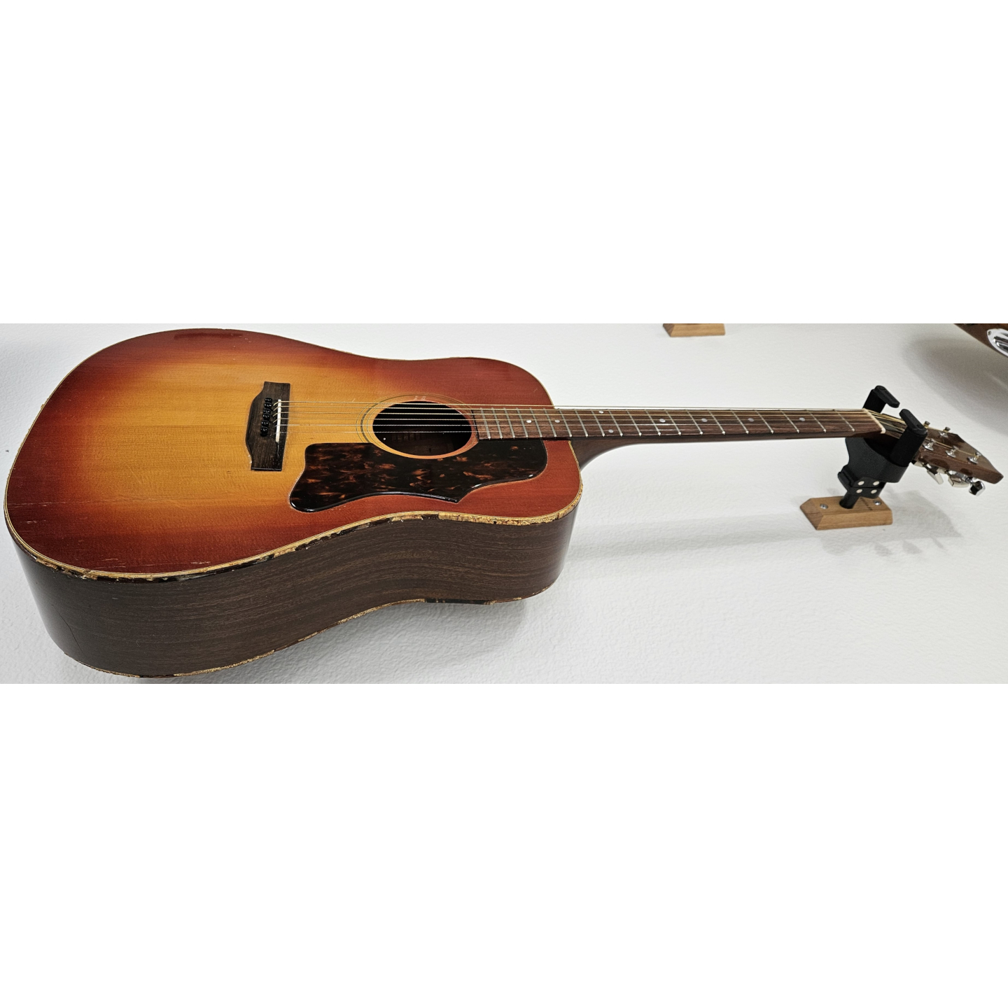 1970 Gibson J-45 Deluxe Cherry Sunburst Dreadnought Acoustic-Electric Guitar