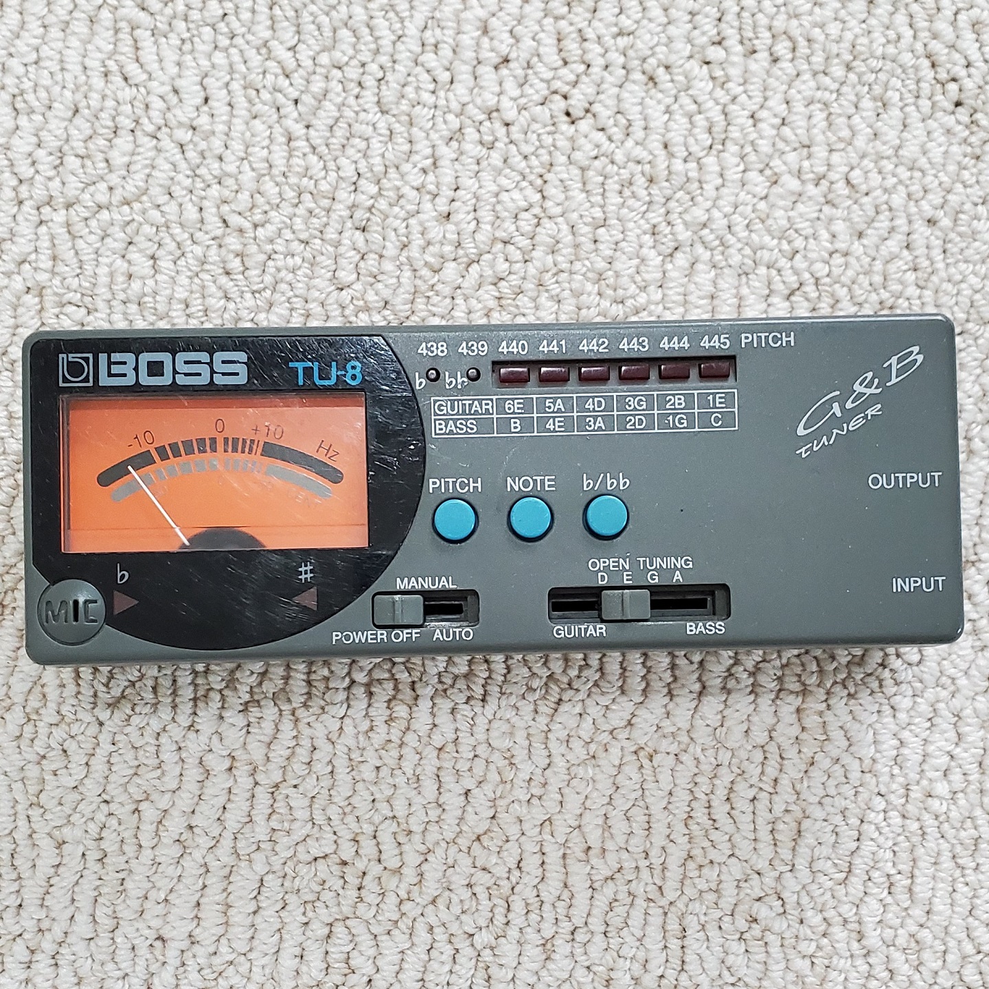 Boss TU8 Automatic Guitar/Bass Tuner