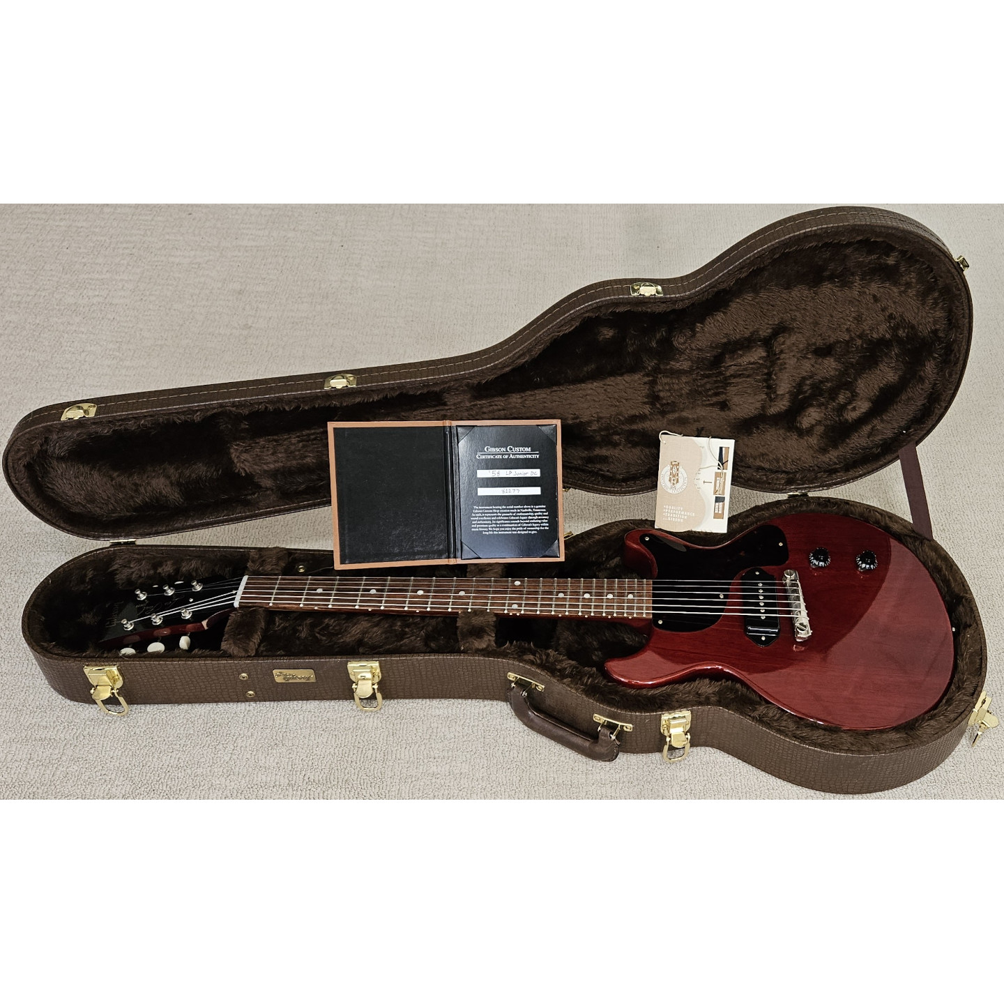 Gibson Custom 1958 Les Paul Junior Double Cut Reissue VOS Cherry Red Electric Guitar