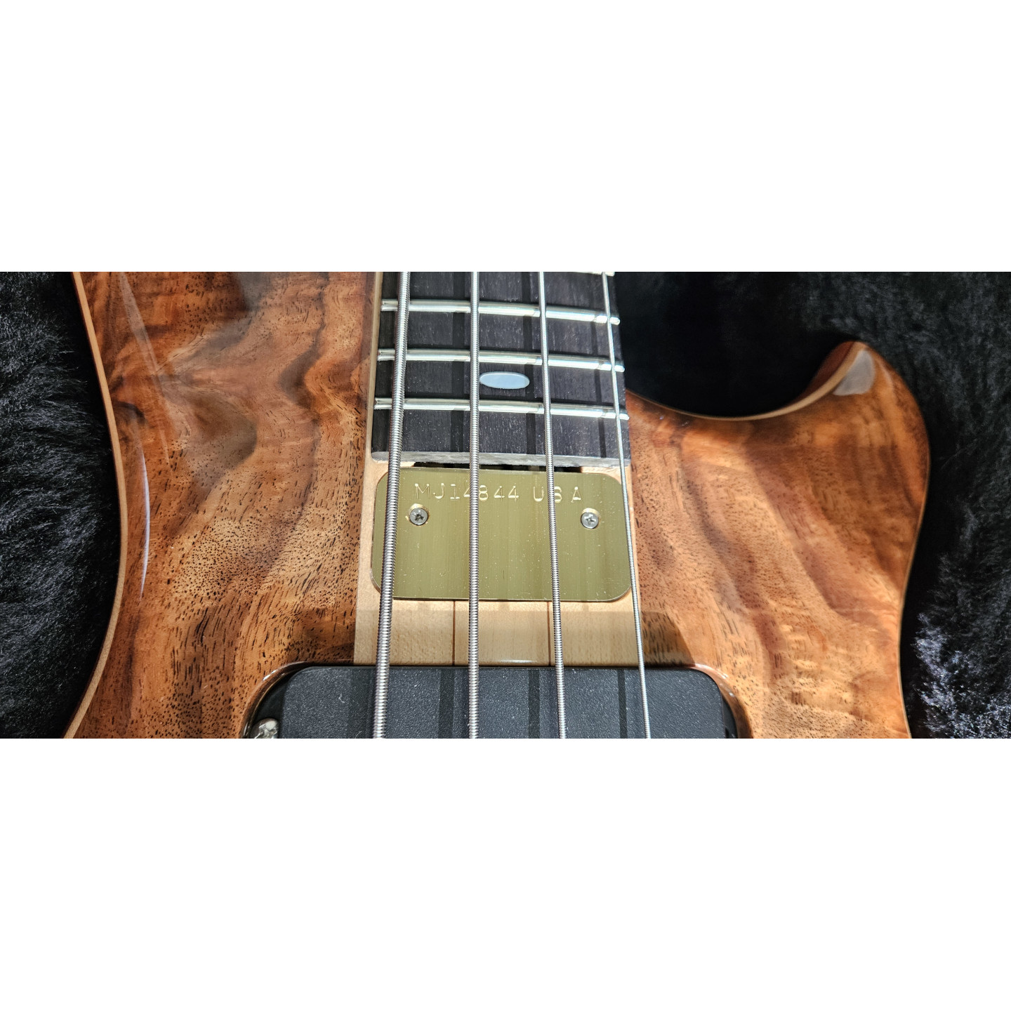 2021 Alembic Mark King Signature Standard Walnut 4 String Bass Guitar